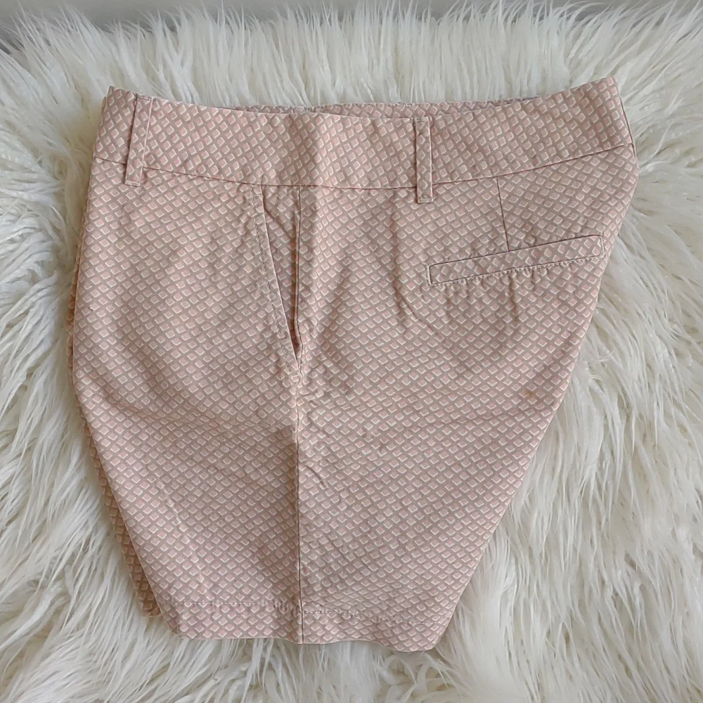 LOFT Pink Tan Diamond Lattice Print Cotton Chino Shorts Flat Front Women's 8